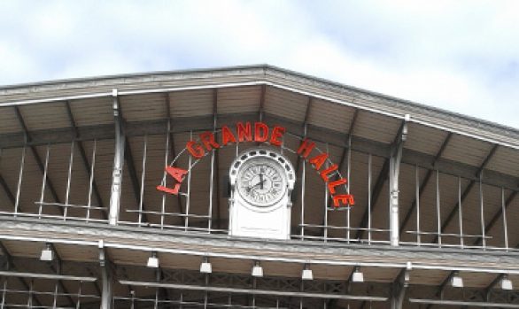 La Grande Halle de la Villette avec les élèves de 5e du collège Joliot-Curie dans le cadre de 